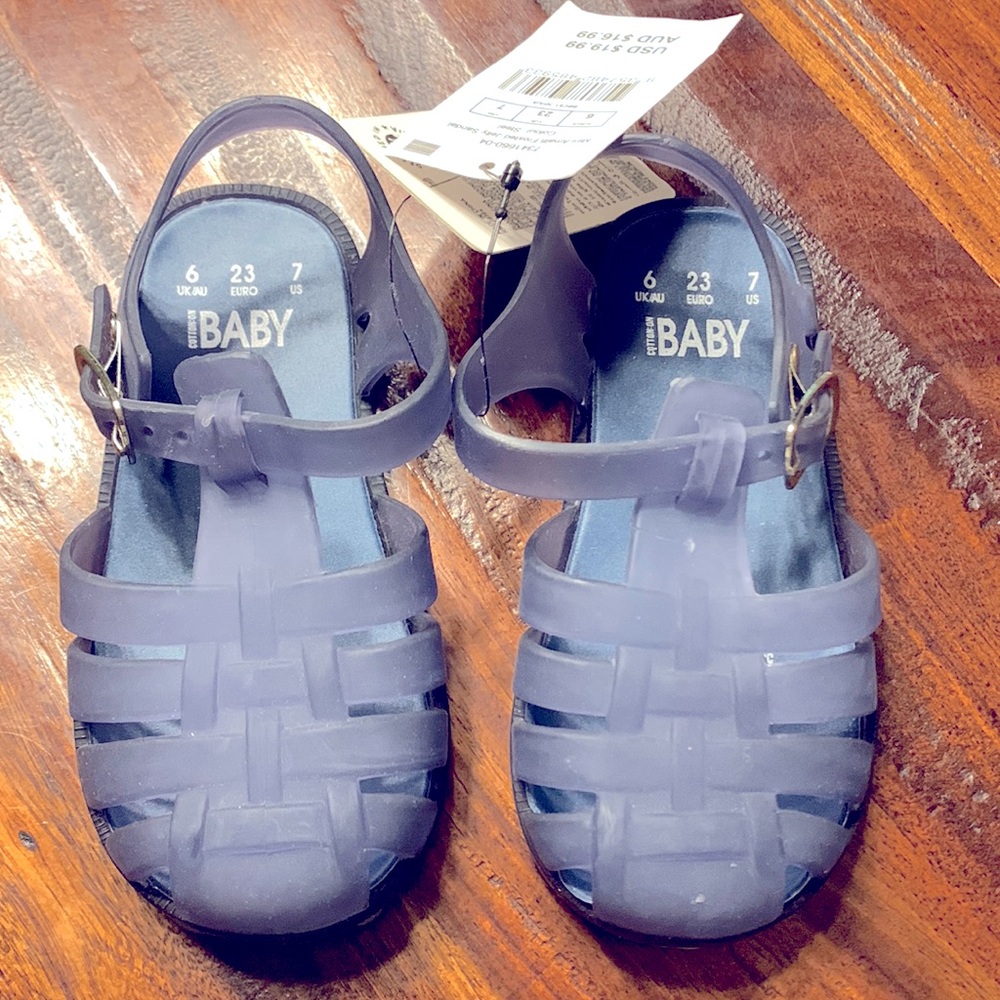 Fun jelly sandal by Cotton On